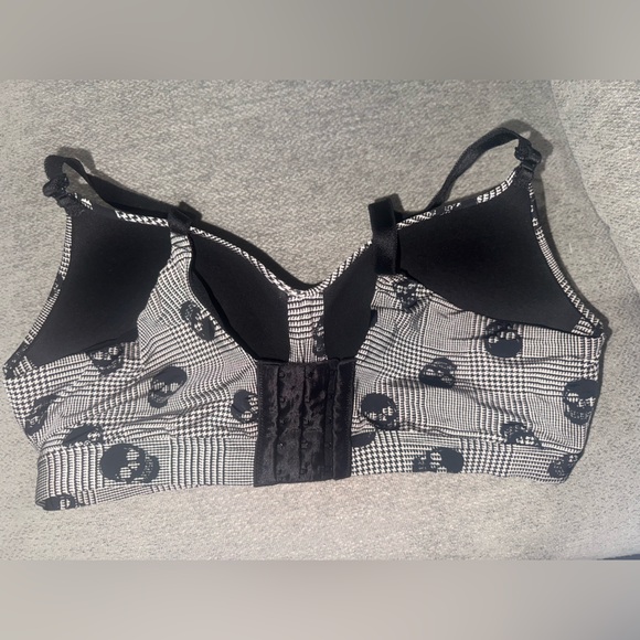 Torrid wireless bra - Picture 2 of 3